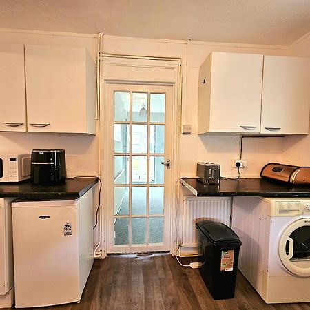 Cozyhome-3Br-5Guest#Netflix#Parking#Garden Nottingham Exterior photo