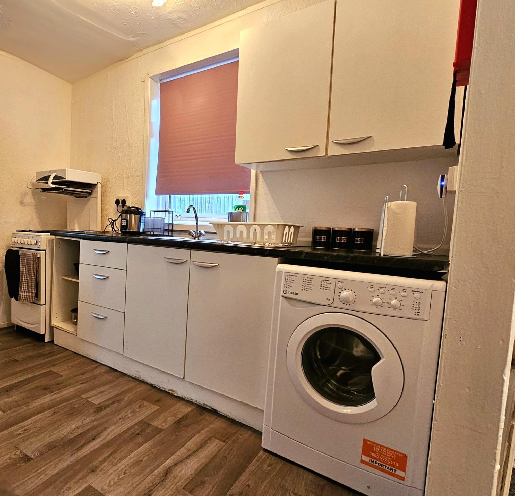 Cozyhome-3Br-5Guest#Netflix#Parking#Garden Nottingham Exterior photo